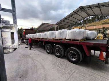 Almacenamiento de materia prima seleccionada